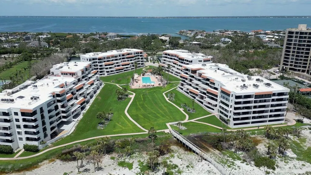 1445 GULF OF MEXICO DR #304, #304