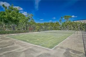 8101 COUNTRY RD #101, #101