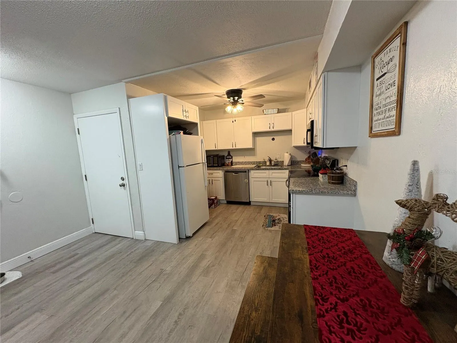 3427 CLARK #127, #127