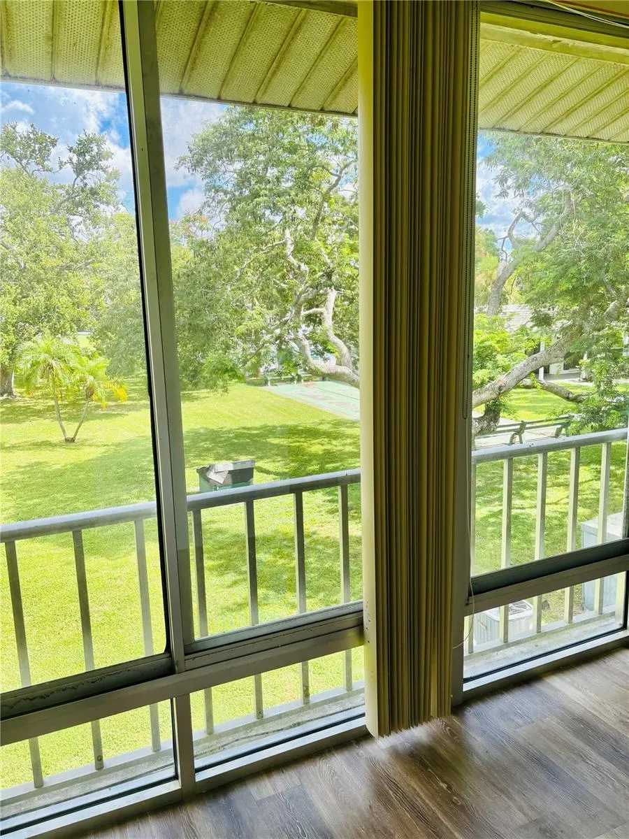 205 46TH AVENUE TER W #427, #427