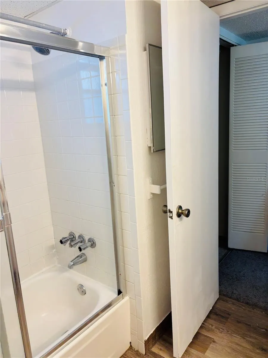 205 46TH AVENUE TER W #427, #427