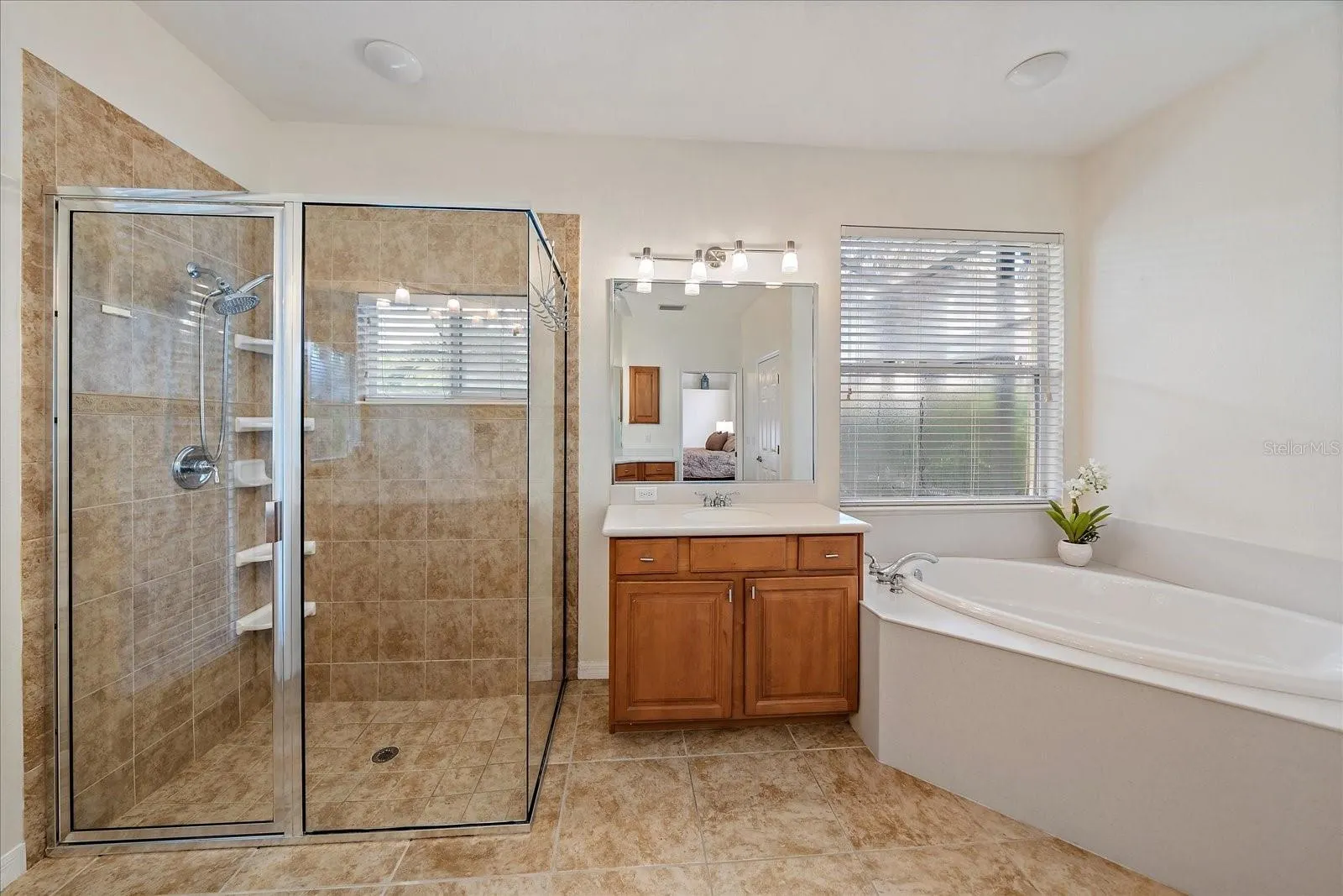 131 RIVER ENCLAVE CT