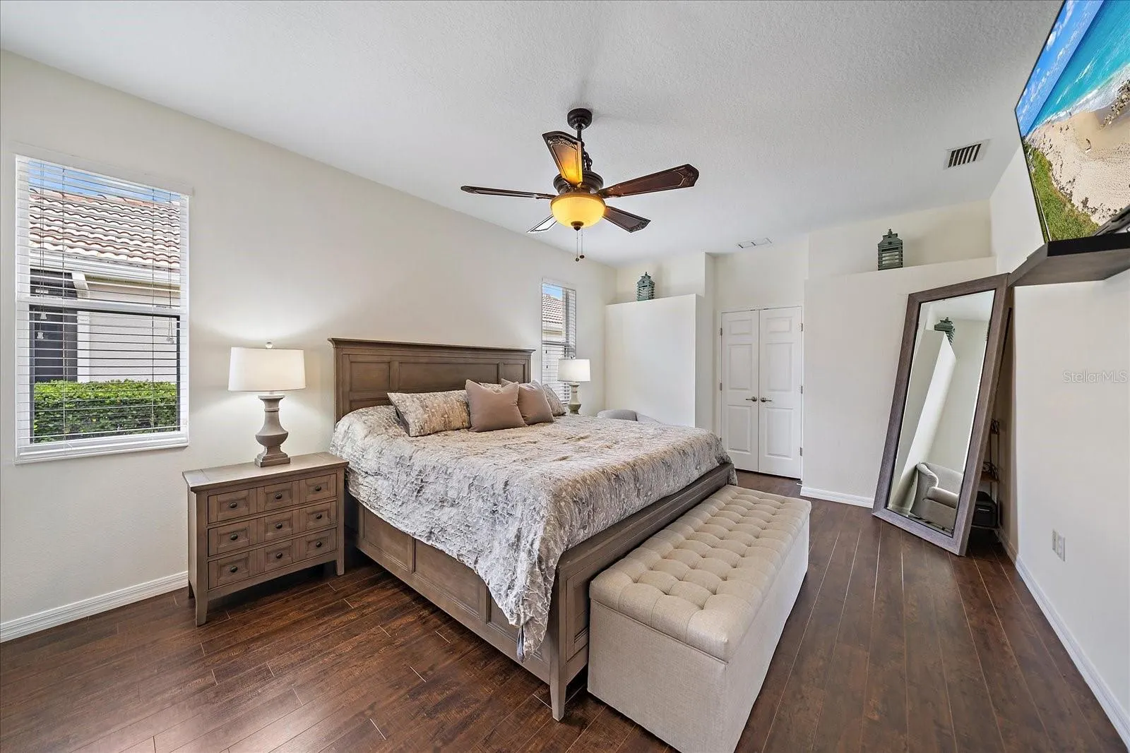 131 RIVER ENCLAVE CT