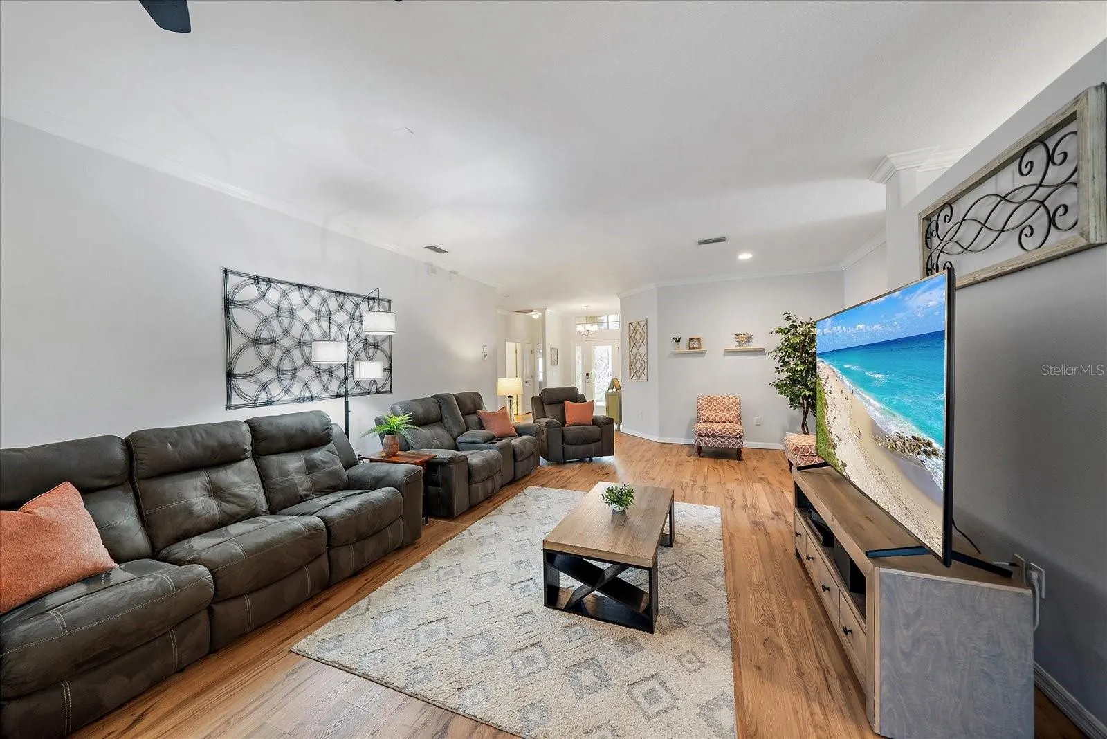 131 RIVER ENCLAVE CT