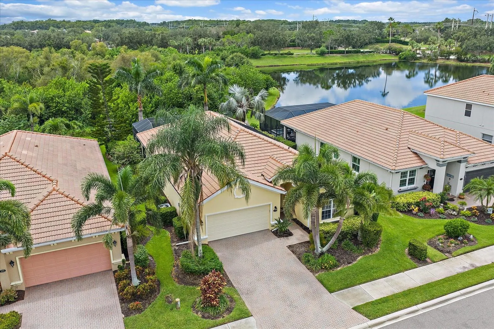 131 RIVER ENCLAVE CT