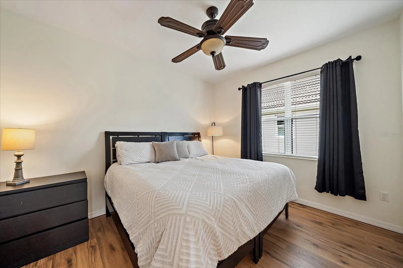 131 RIVER ENCLAVE CT