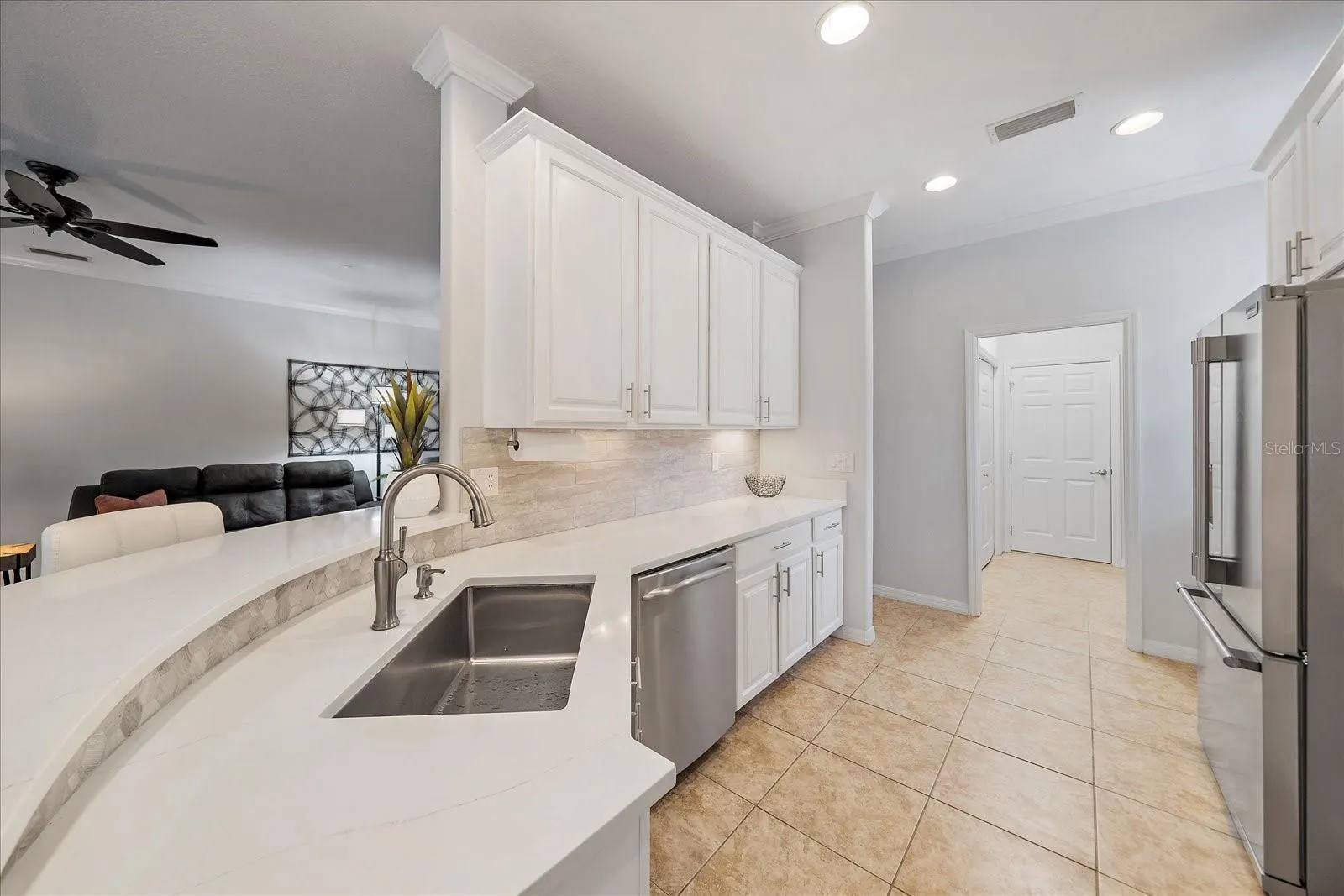 131 RIVER ENCLAVE CT
