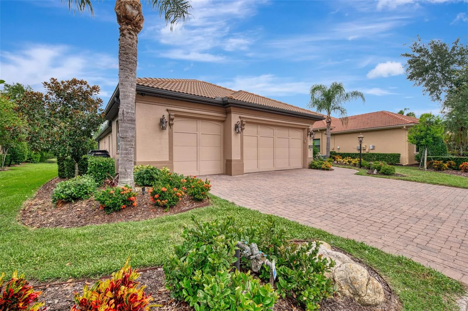 14703 SECRET HARBOR PL