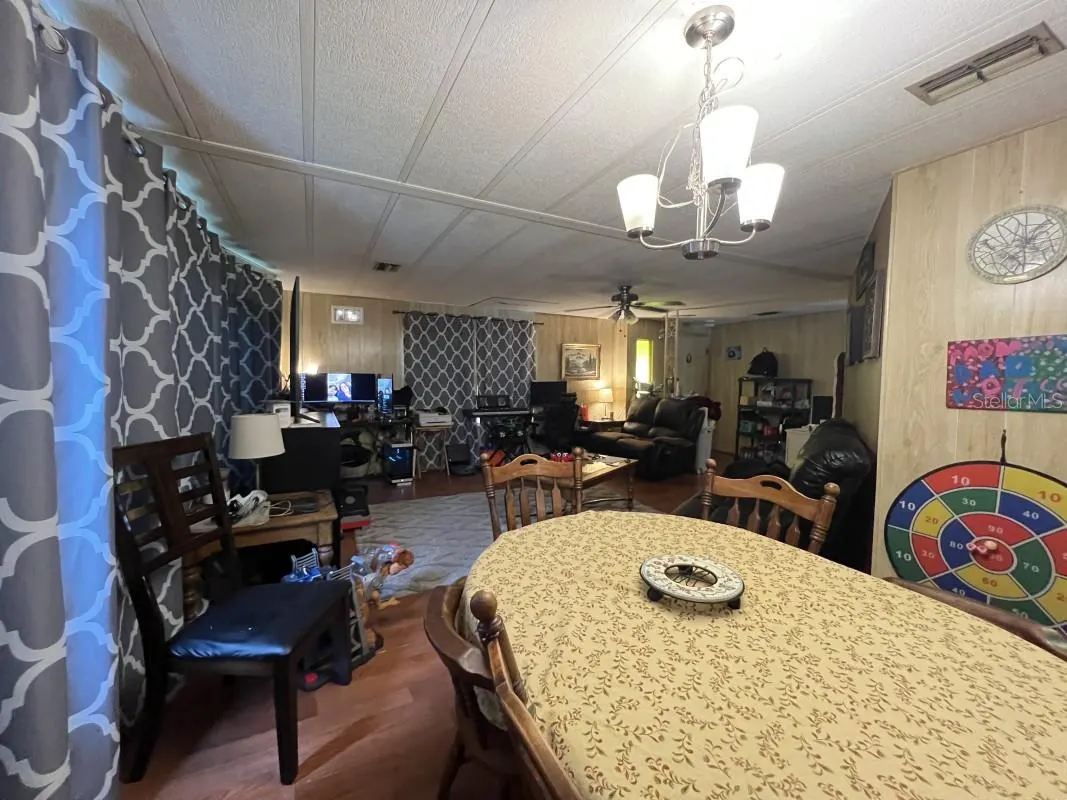 5601 LAKE LIZZIE DR
