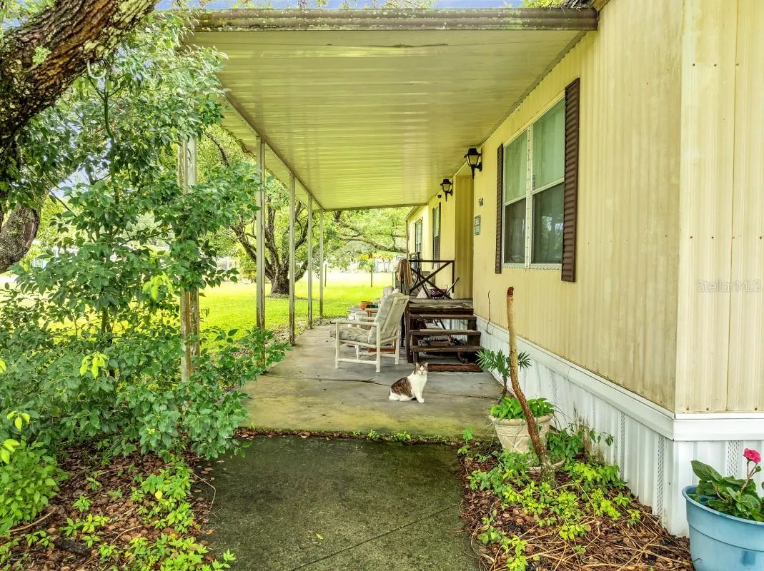 5601 LAKE LIZZIE DR
