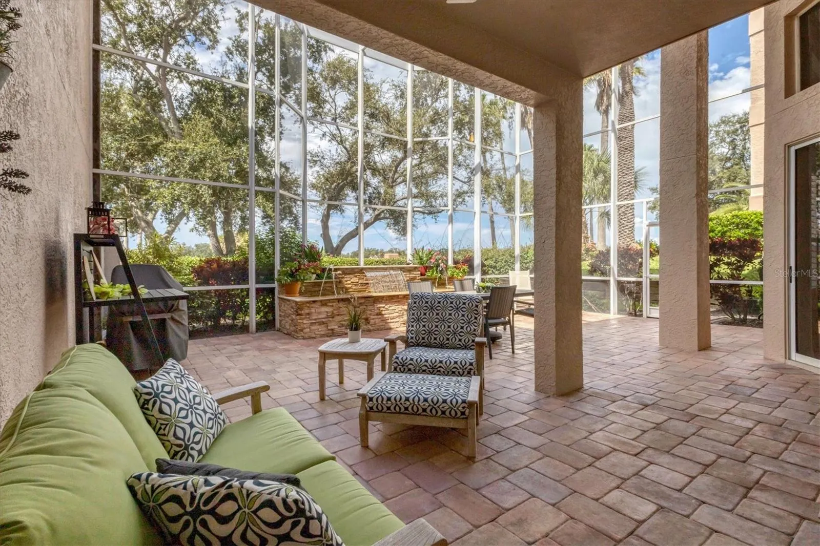 7356 MARA VISTA DR #27, #27