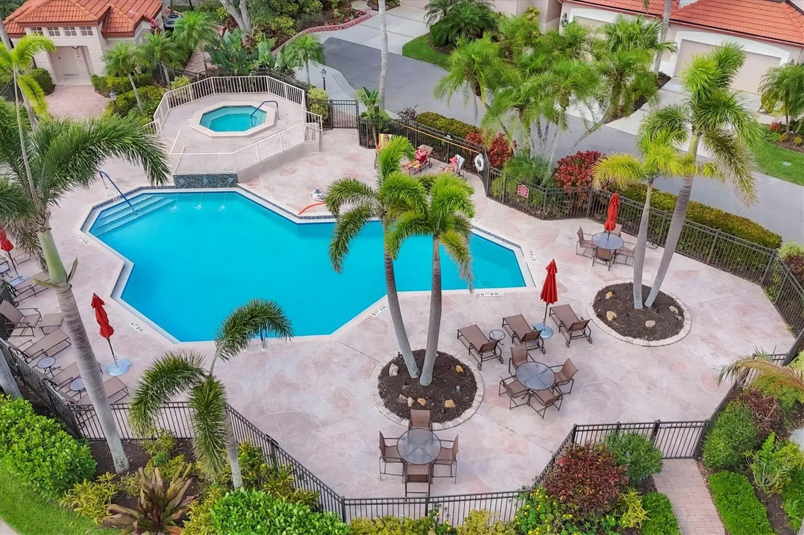 7356 MARA VISTA DR #27, #27