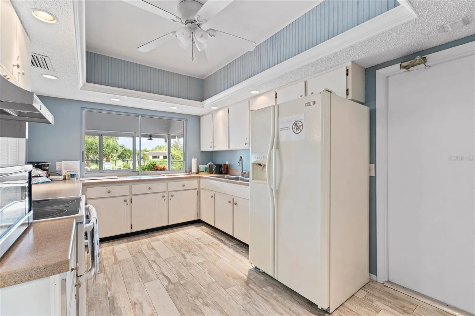 3952 ASHWOOD LN #37, #37
