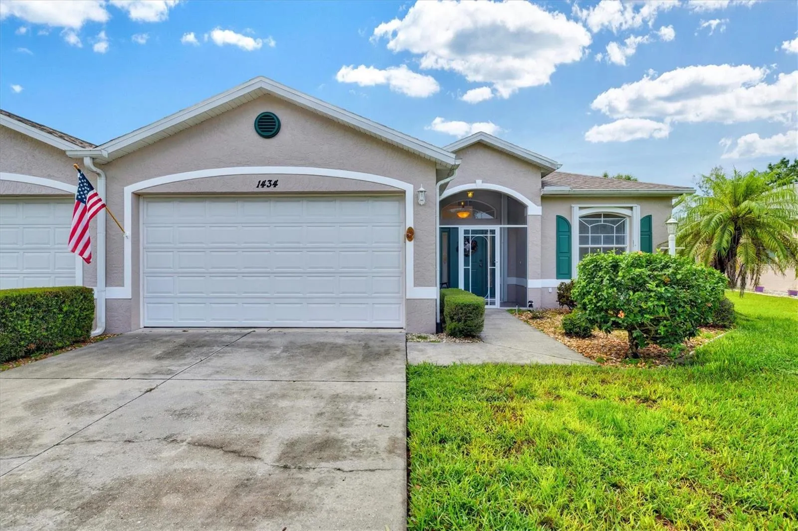 1434 HEDGEWOOD CIR