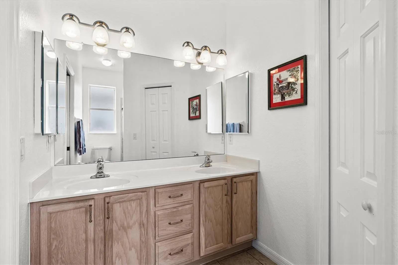 1434 HEDGEWOOD CIR