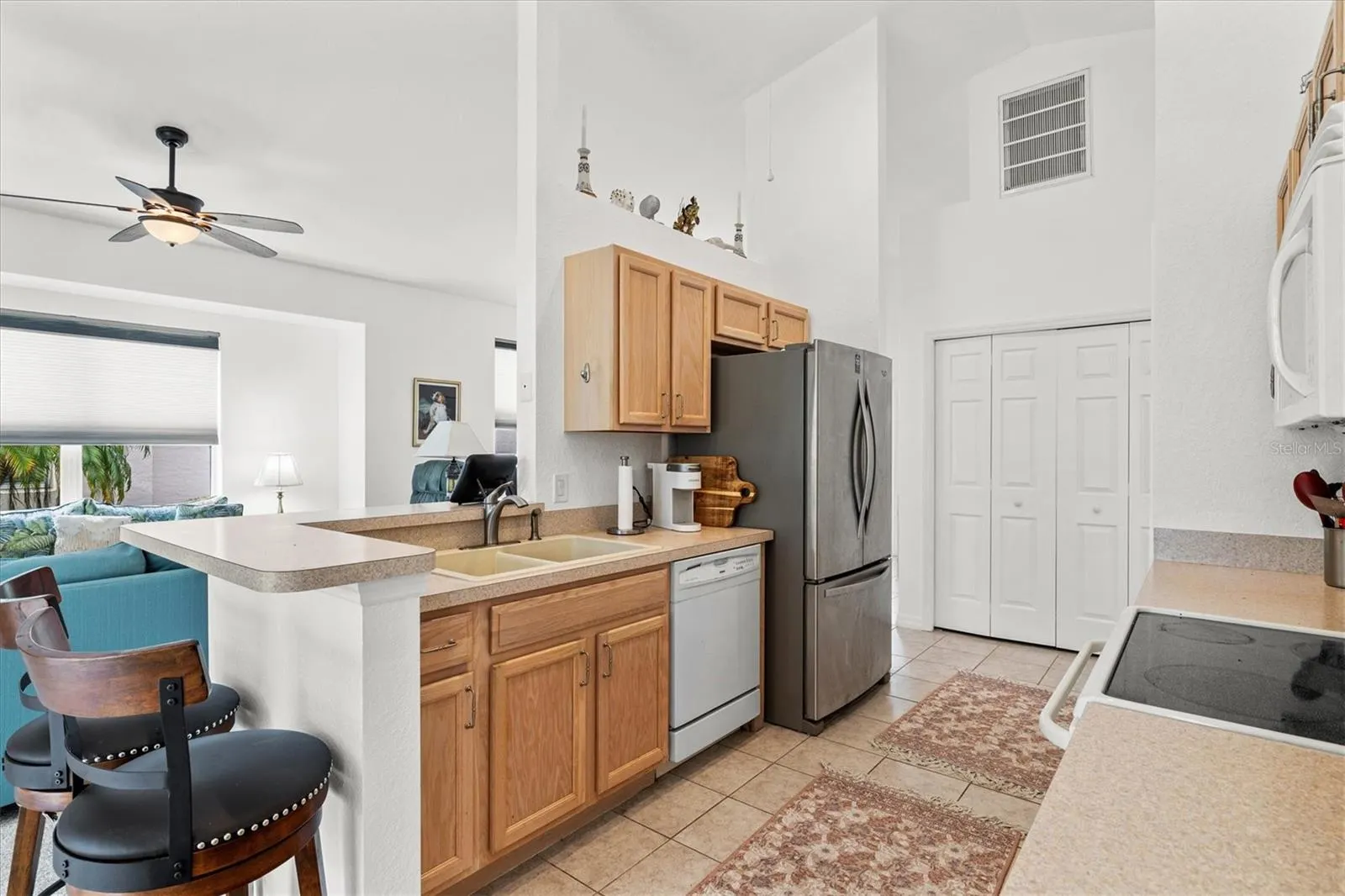 1434 HEDGEWOOD CIR