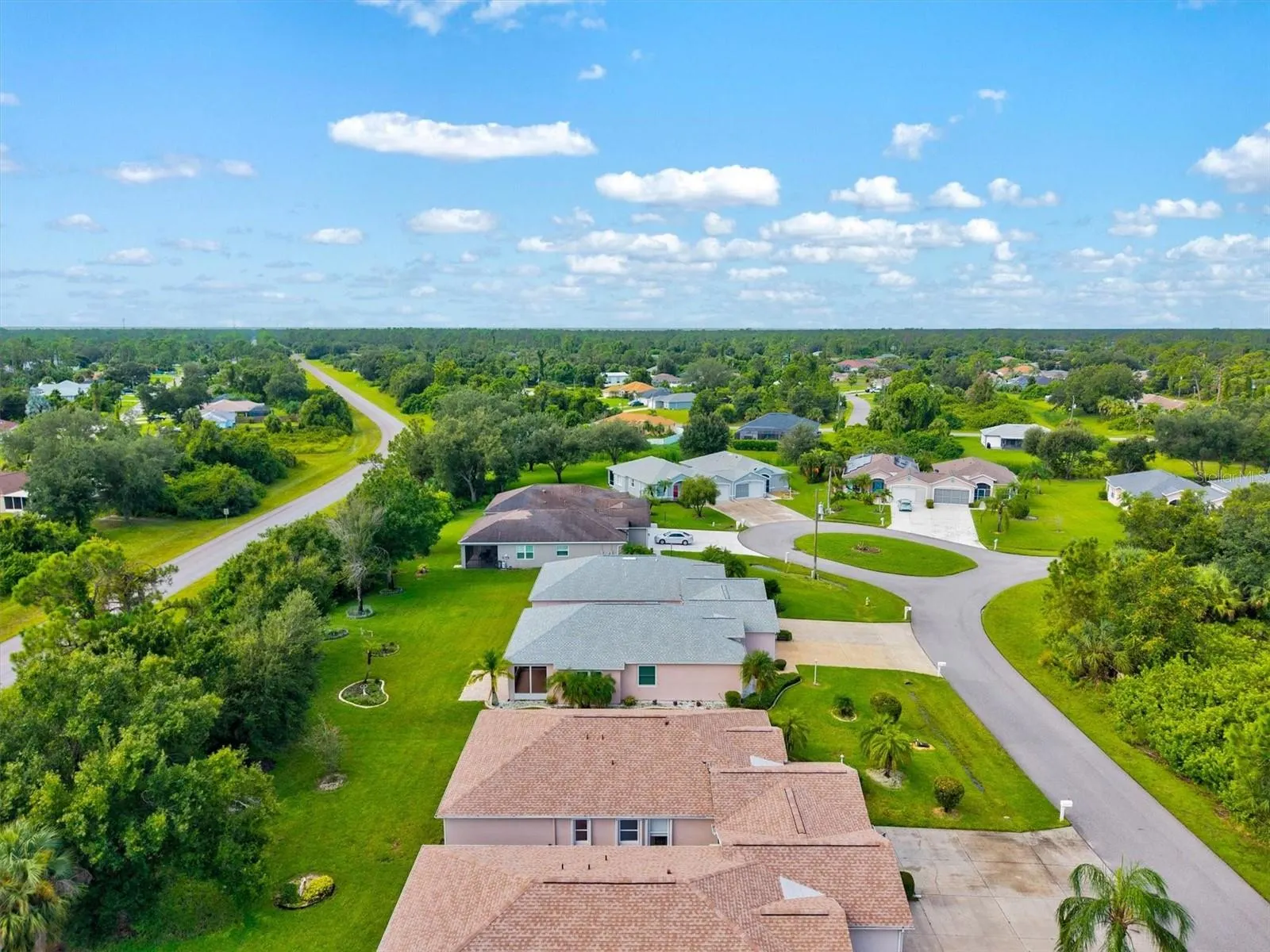 1434 HEDGEWOOD CIR