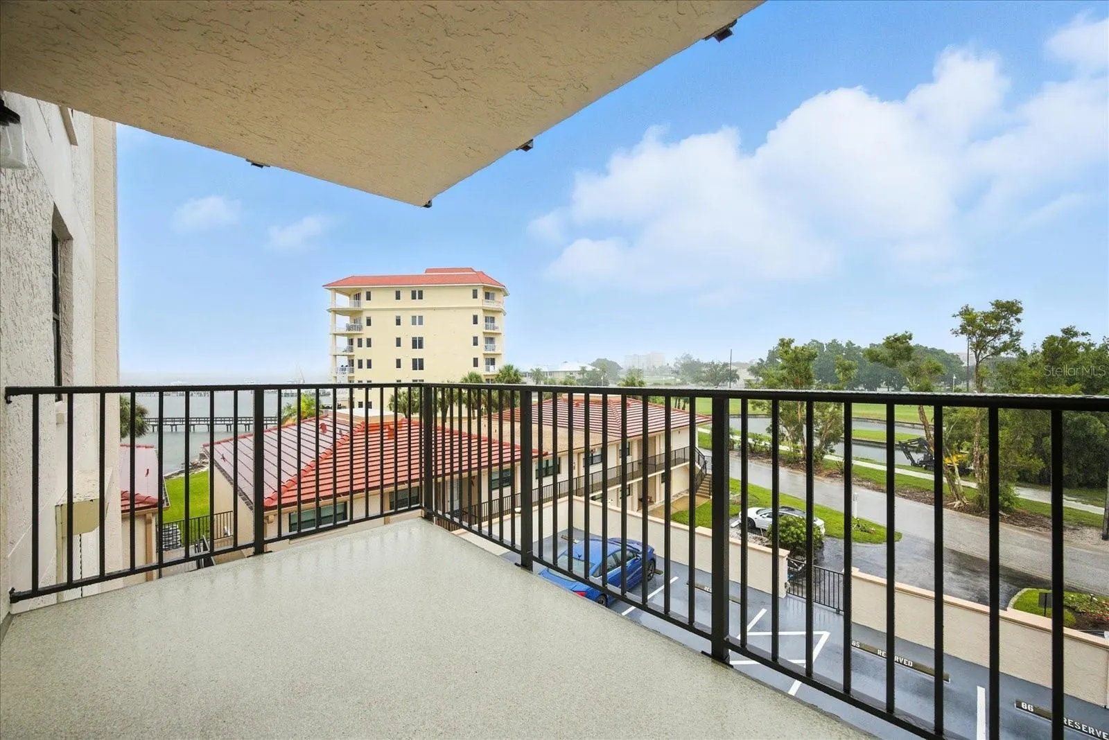 6051 SUN BLVD #403, #403