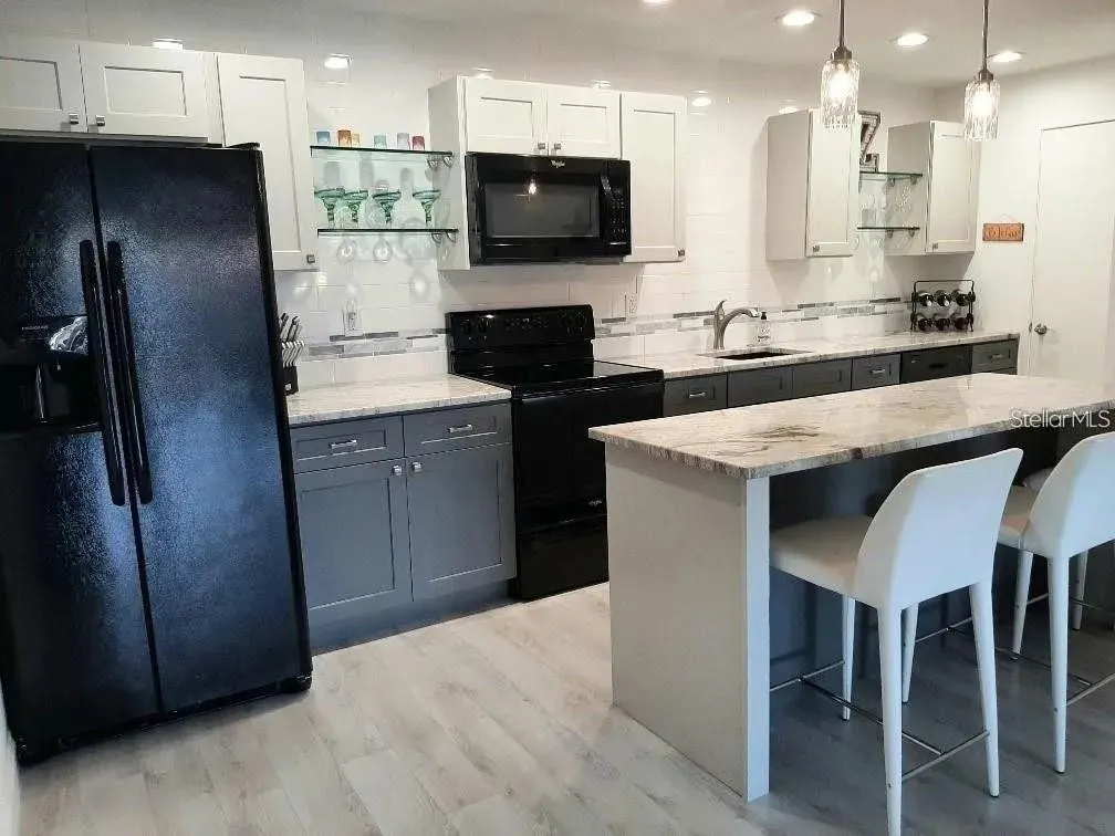 3239 BENEVA RD #201, #201