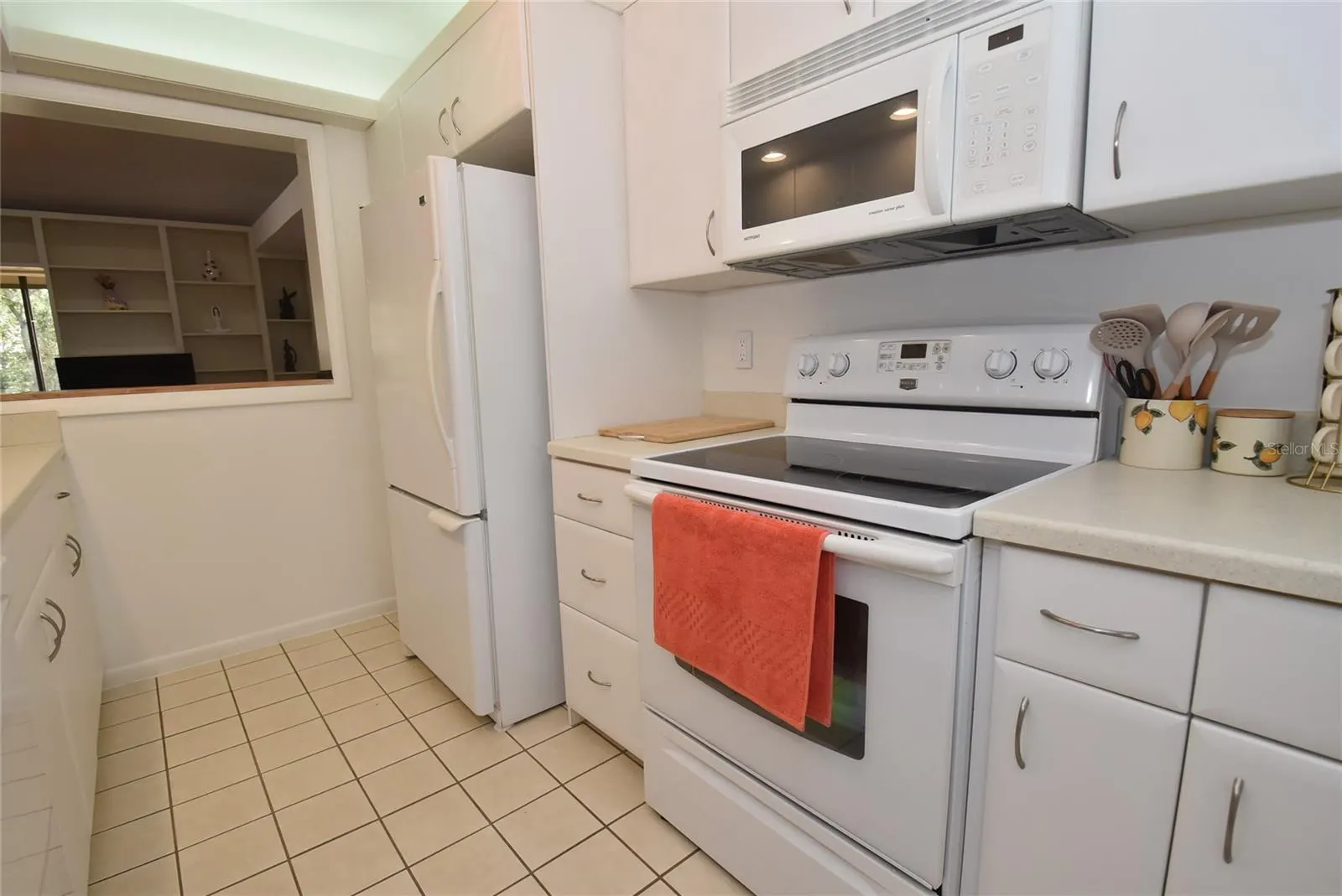 1608 BAYHOUSE POINT DR #401, #401