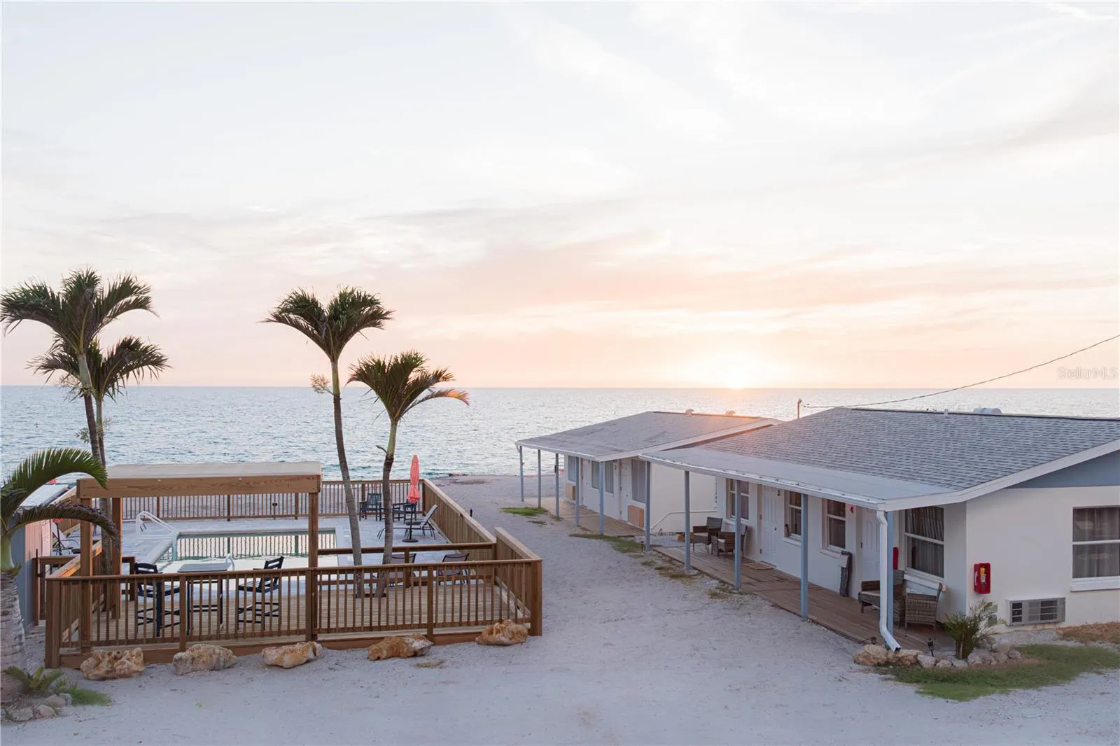 8520 MANASOTA KEY RD