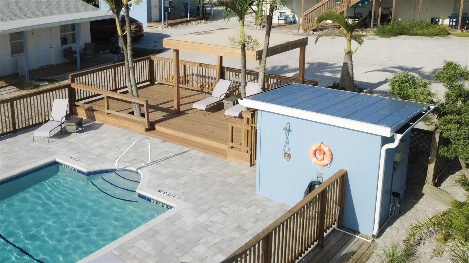 8520 MANASOTA KEY RD