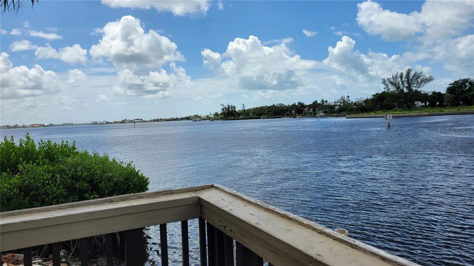 1626 STICKNEY POINT RD #102, #102