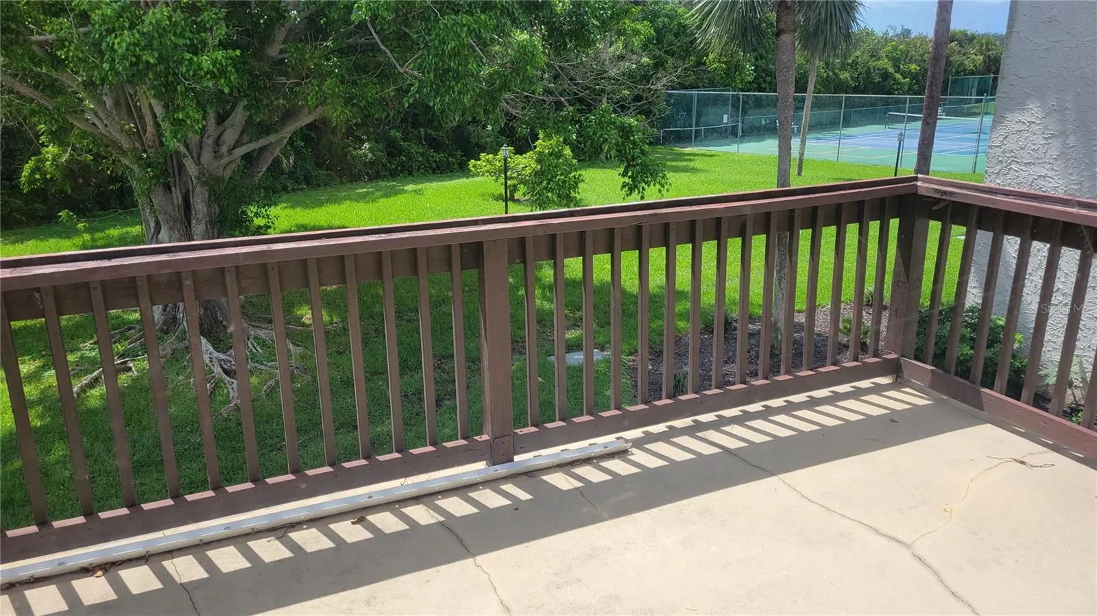 1626 STICKNEY POINT RD #102, #102