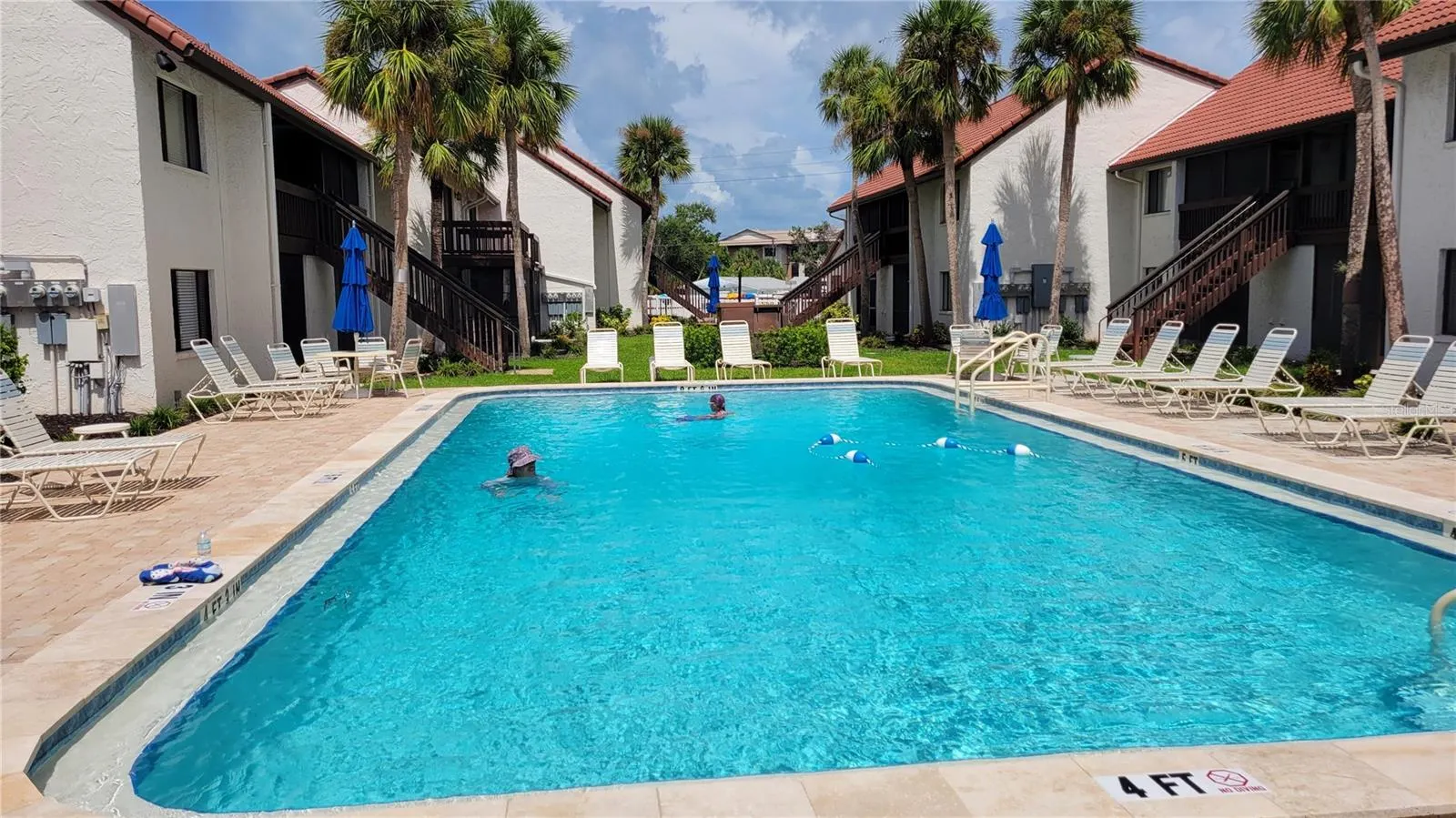 1626 STICKNEY POINT RD #102, #102