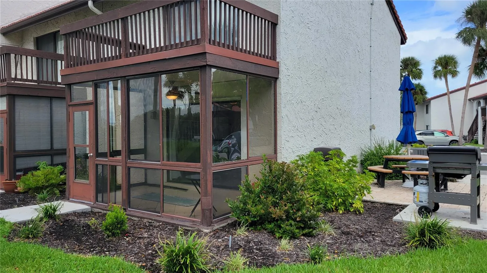 1626 STICKNEY POINT RD #102, #102