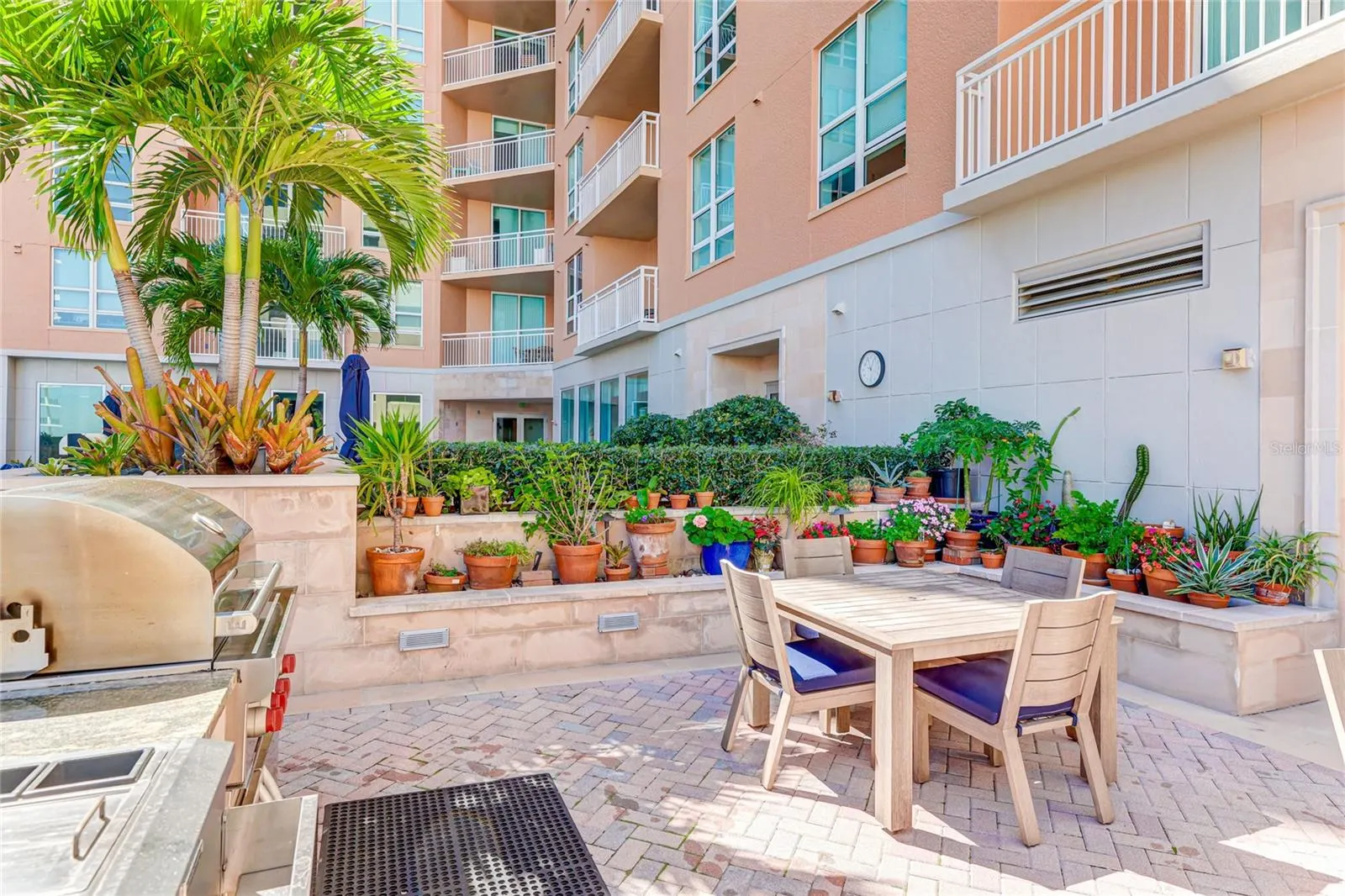 1350 MAIN ST #1503, #1503