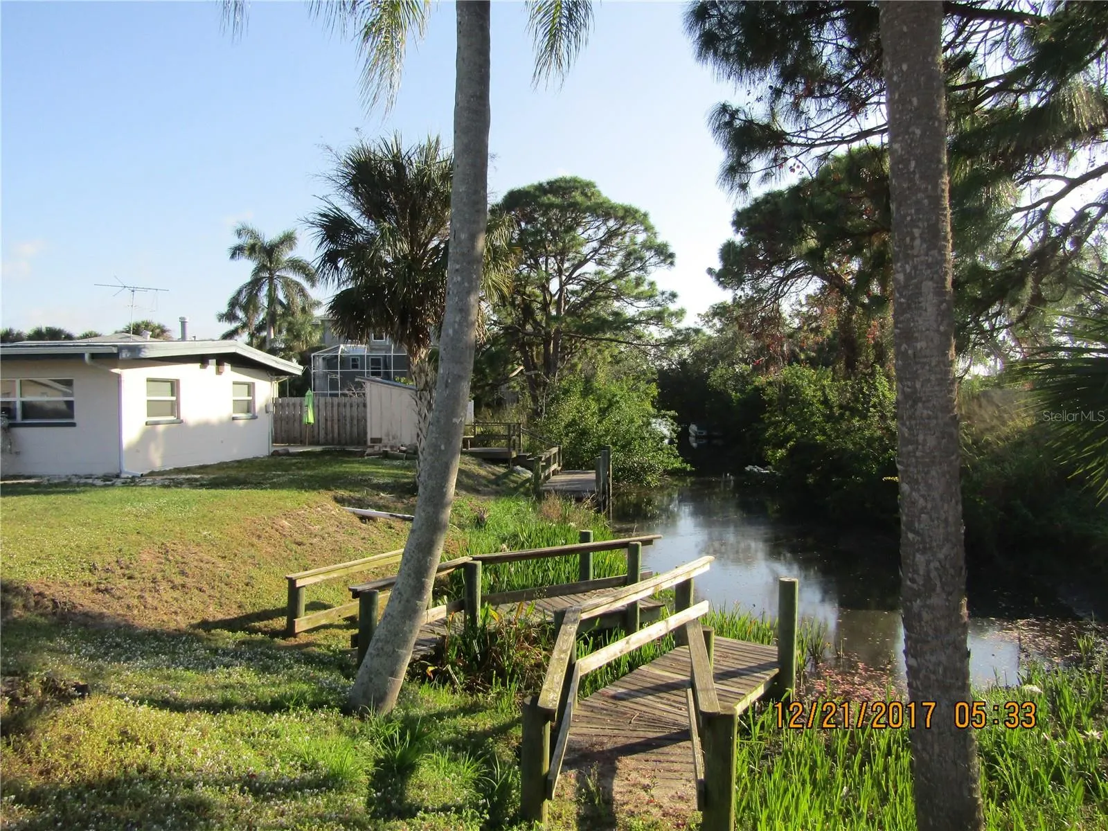 603 ROBERTS BAY DR
