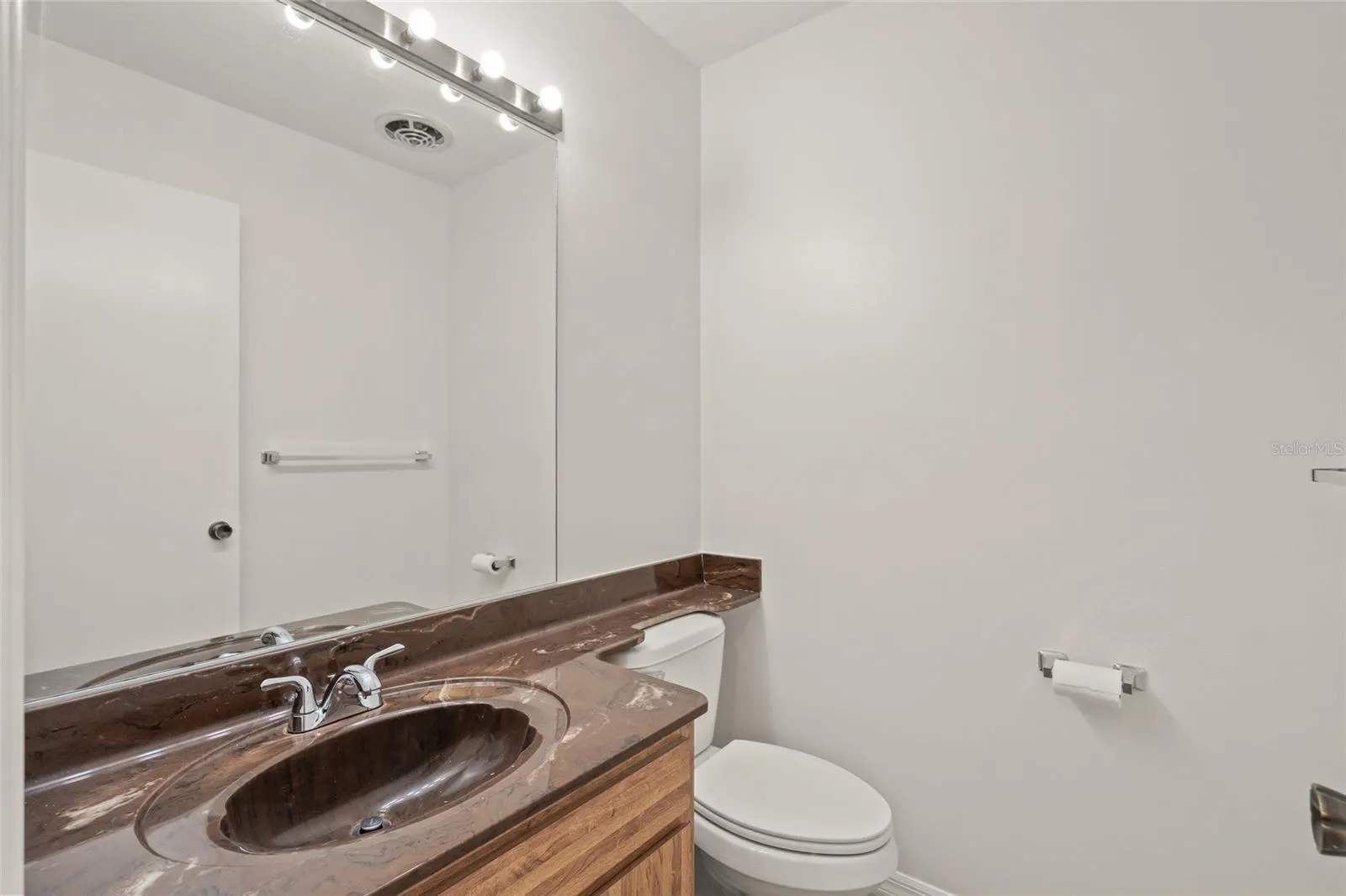 2114 BISPHAM RD #7, #7