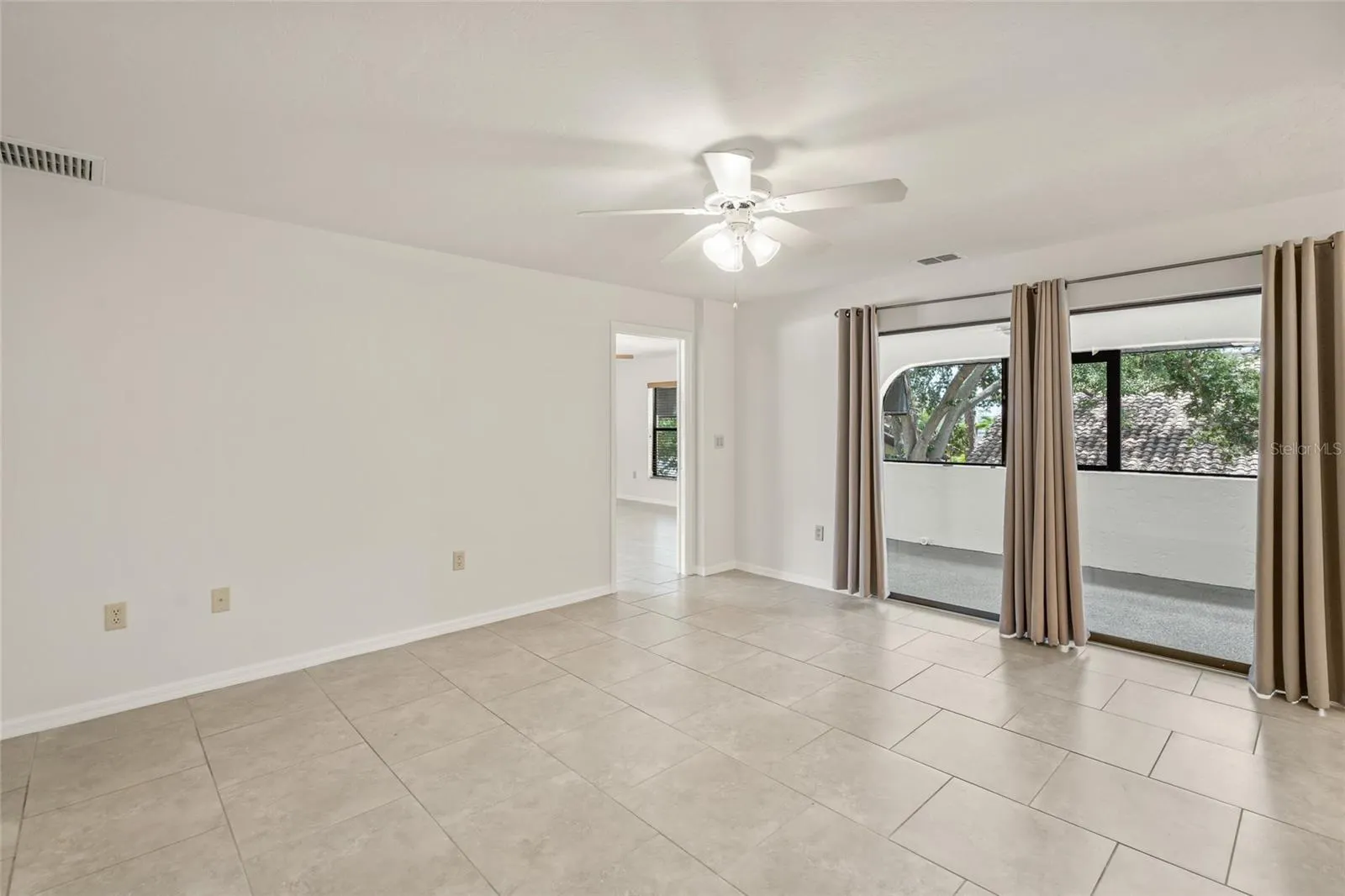 2114 BISPHAM RD #7, #7