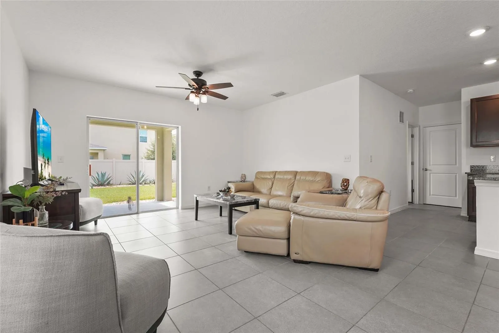 5835 CALLA LILLY DR