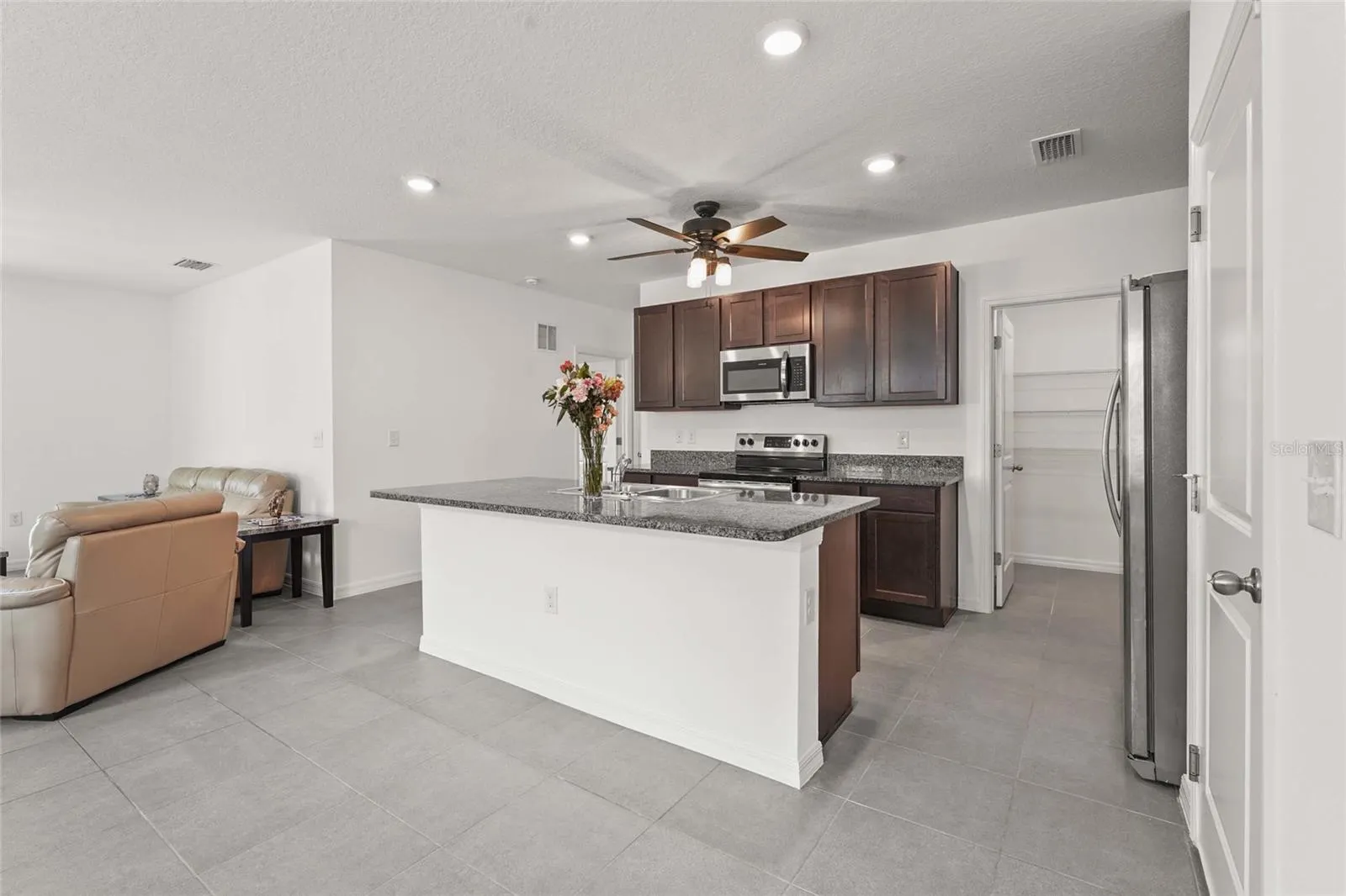 5835 CALLA LILLY DR