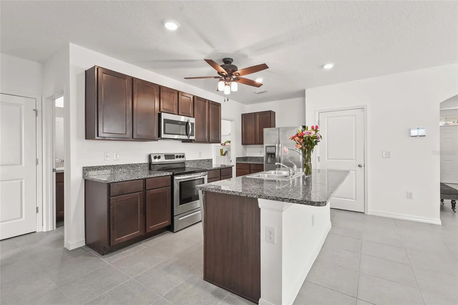 5835 CALLA LILLY DR