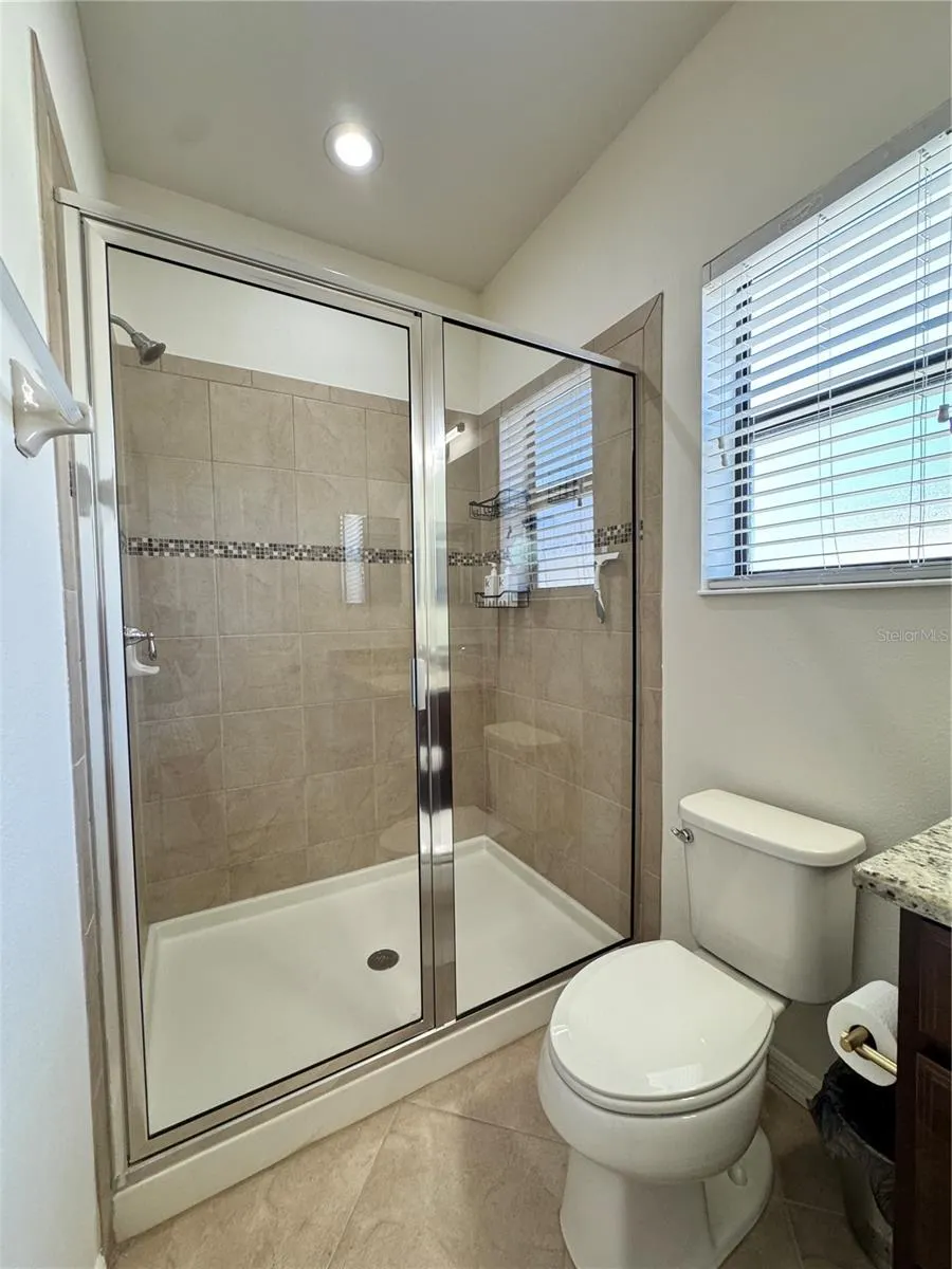 4196 OVERTURE CIR