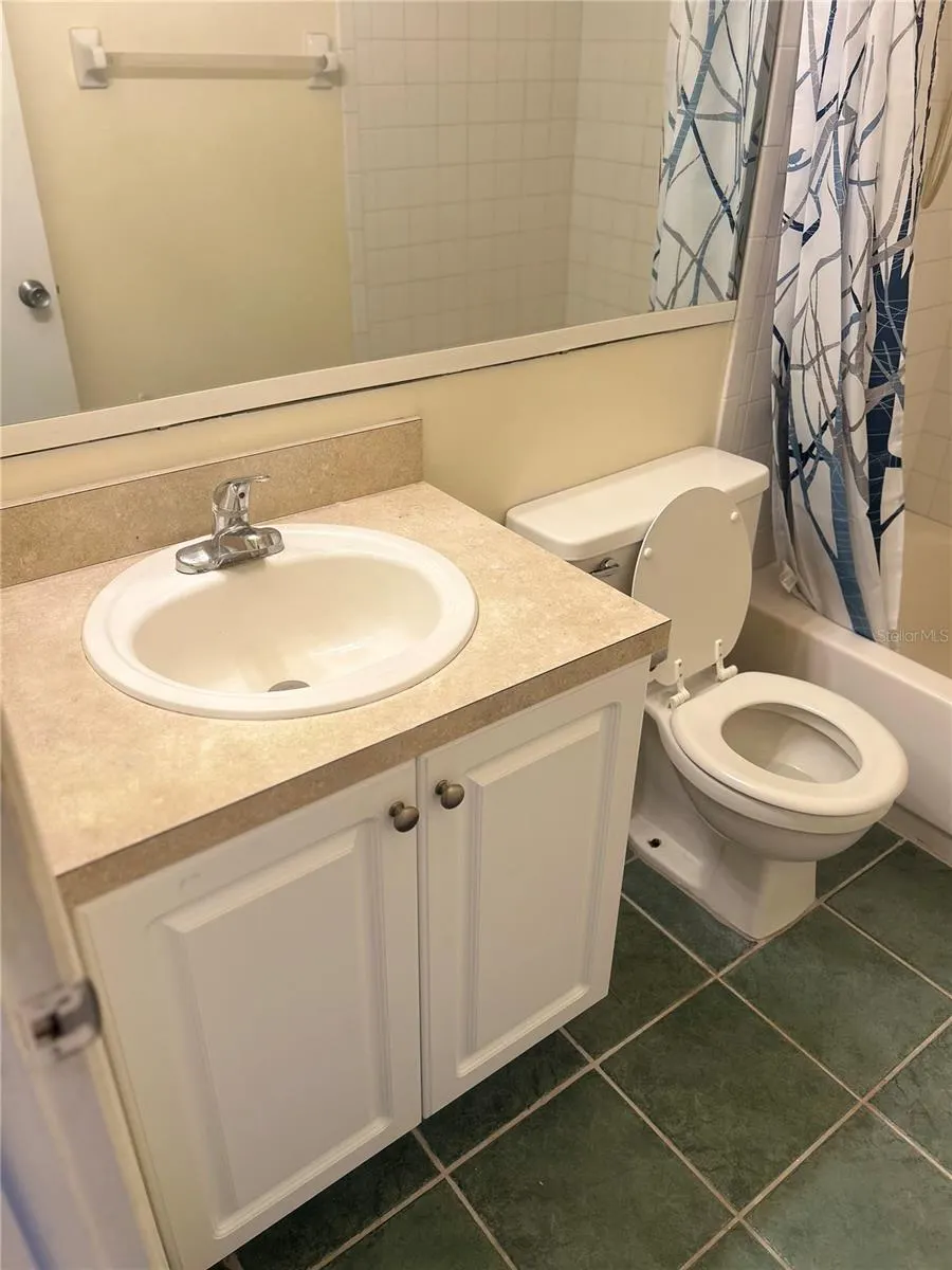 2716 HIDDEN LAKE BLVD #C, #C