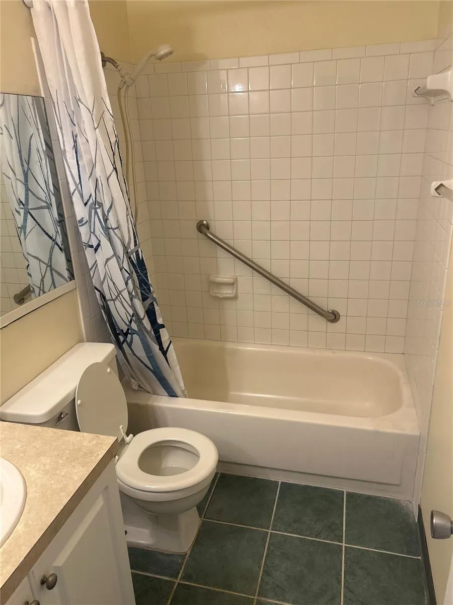 2716 HIDDEN LAKE BLVD #C, #C