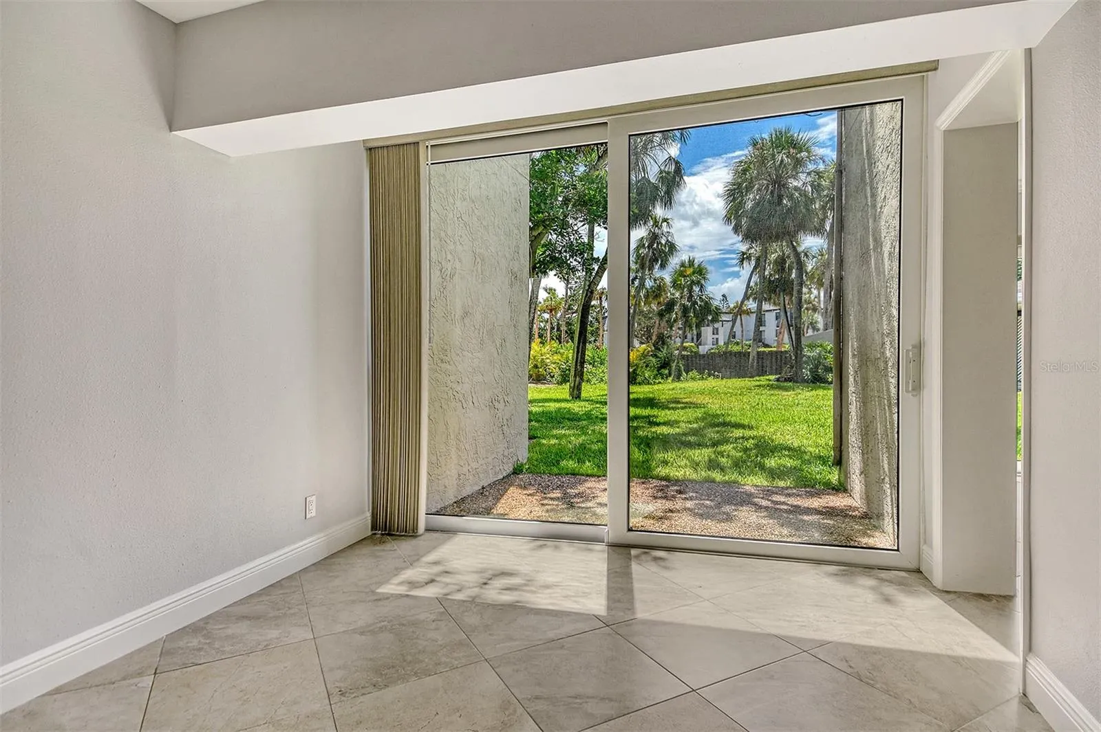 5260 GULF OF MEXICO DR #401, #401