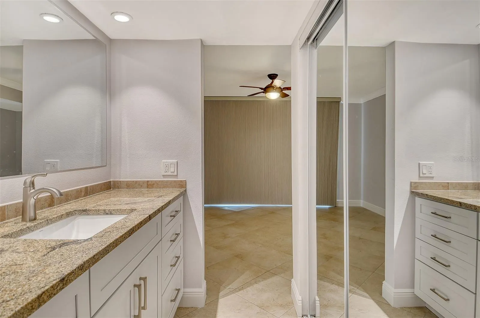 5260 GULF OF MEXICO DR #401, #401
