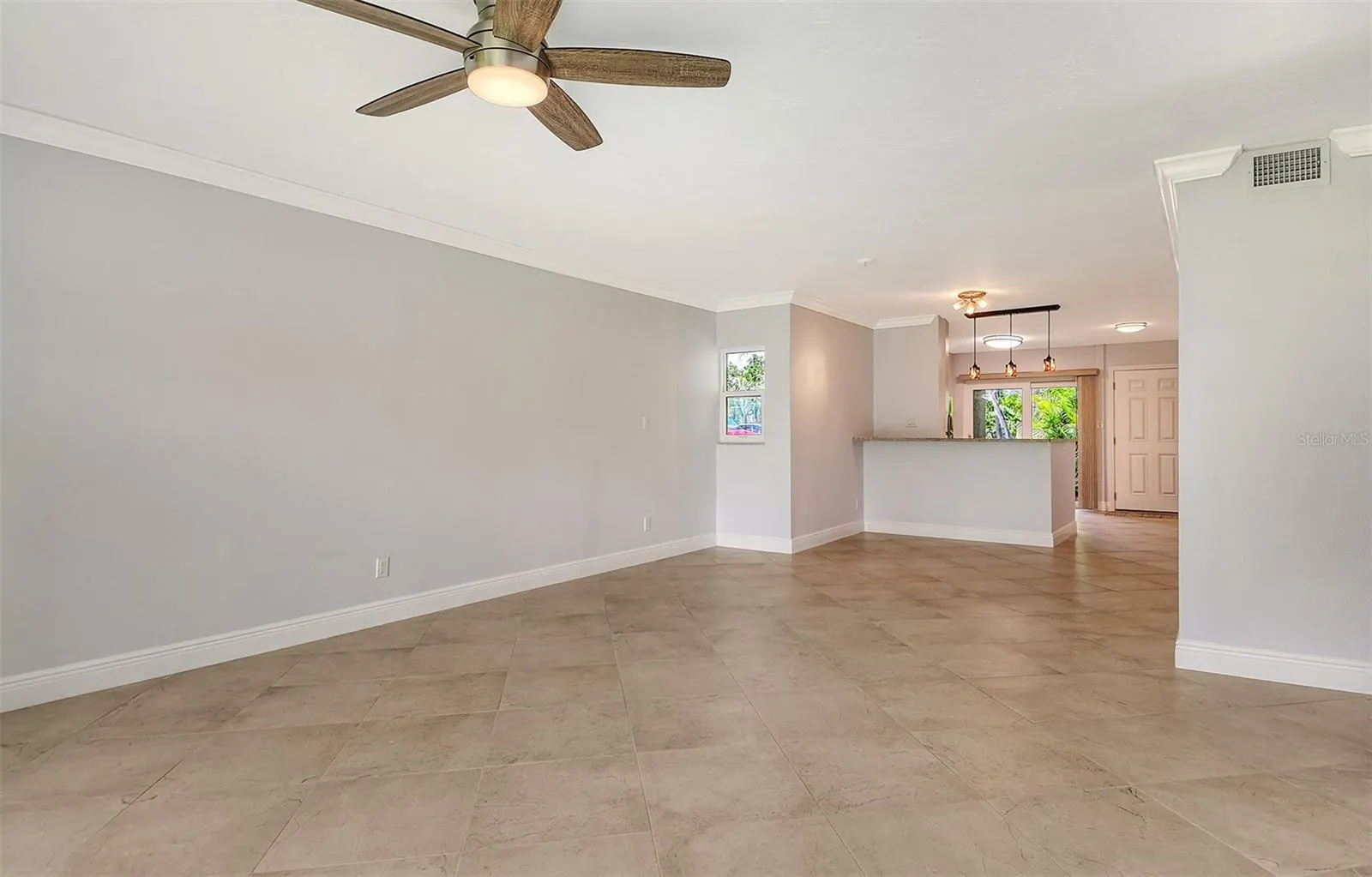 5260 GULF OF MEXICO DR #401, #401