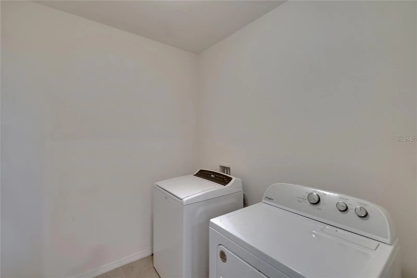 14153 ARBOR PINES DR