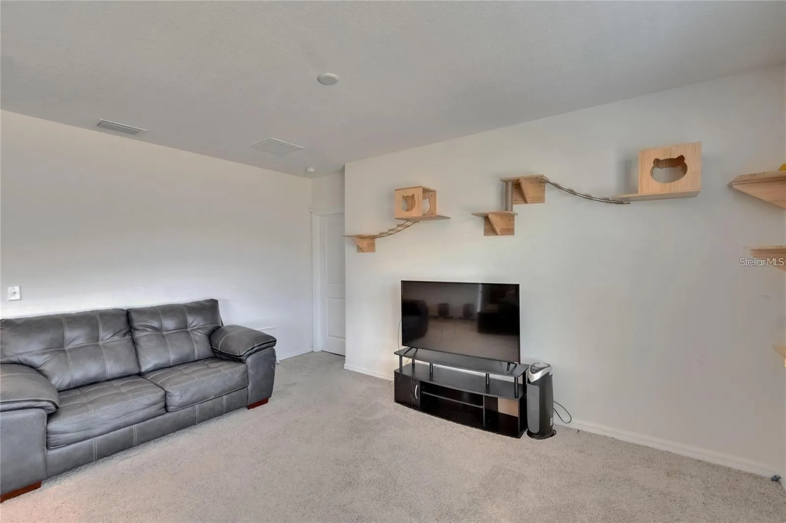 14153 ARBOR PINES DR