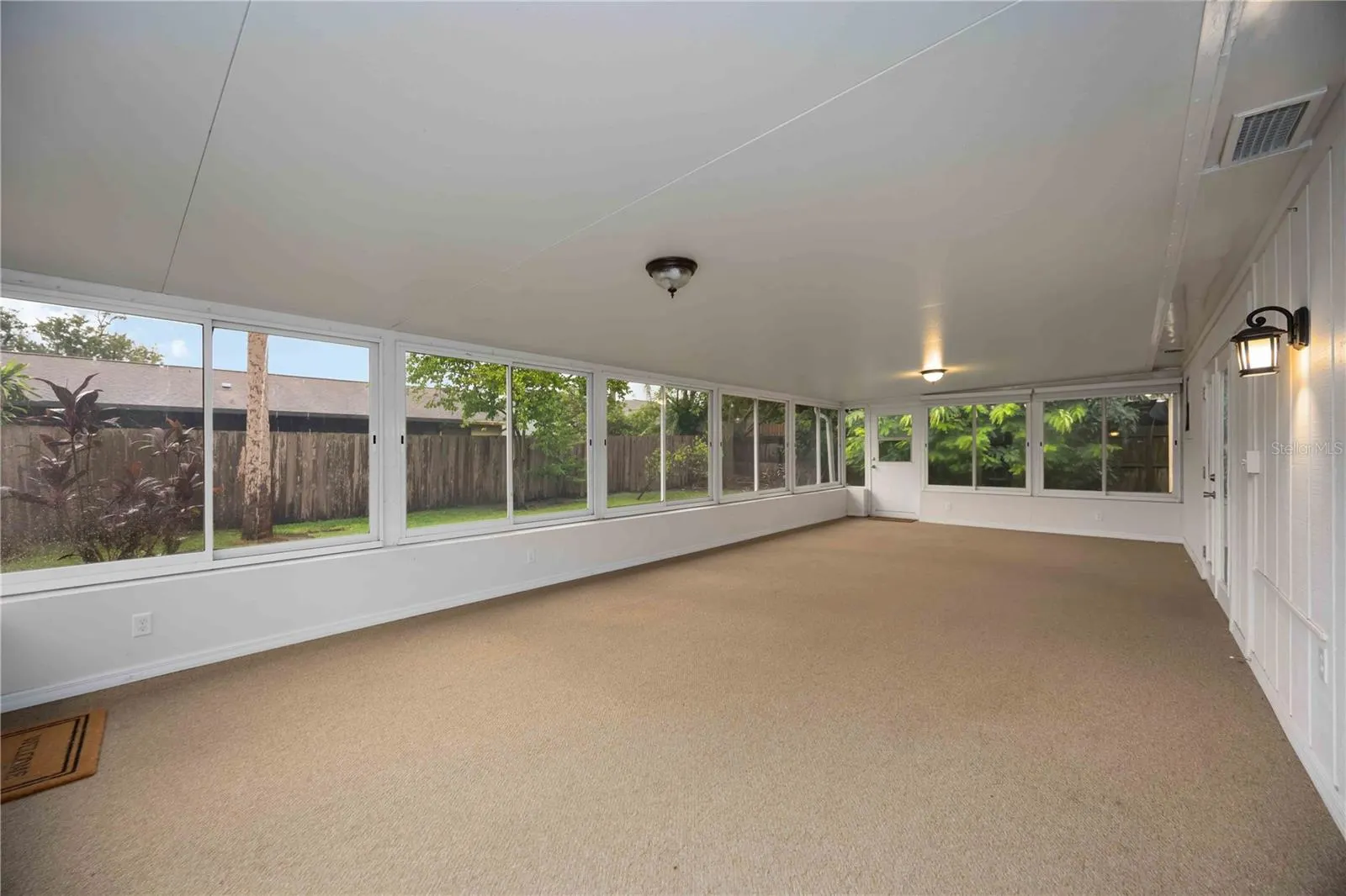 4148 LANCASTER DR