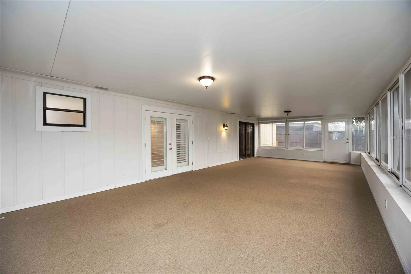 4148 LANCASTER DR