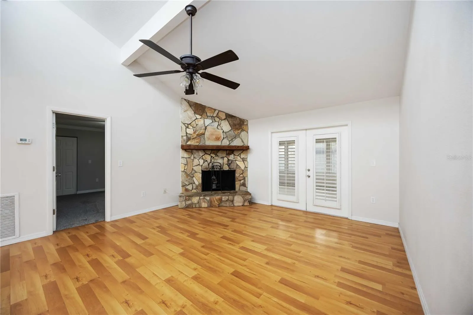 4148 LANCASTER DR