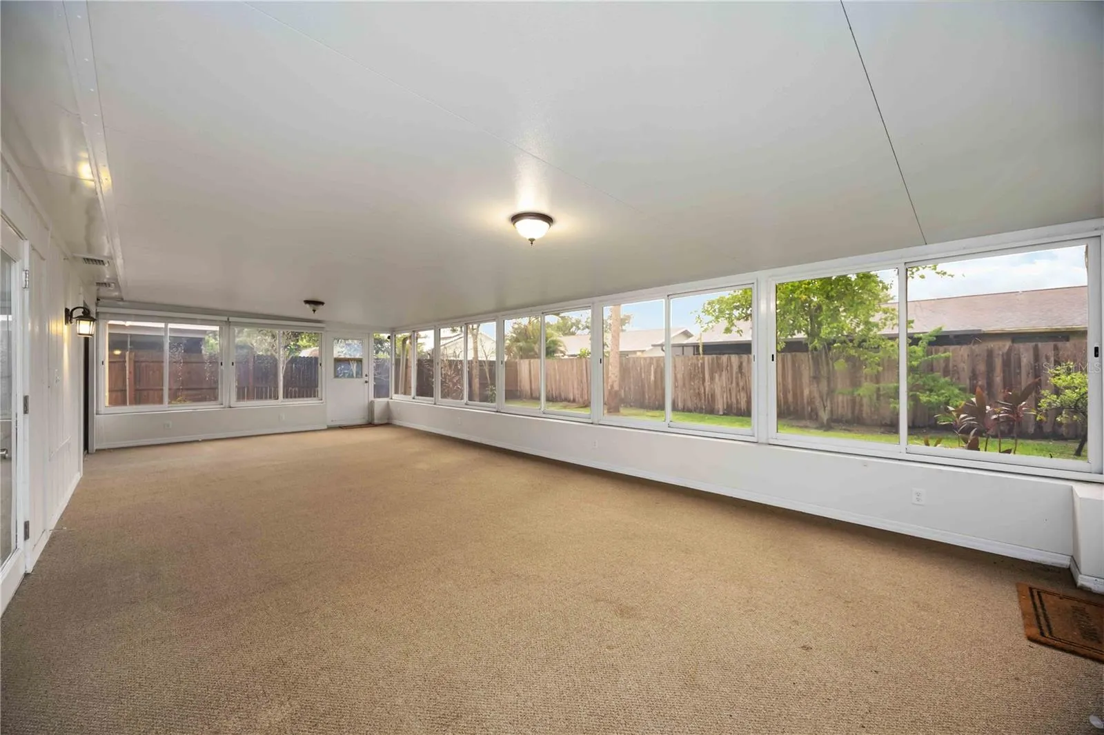 4148 LANCASTER DR