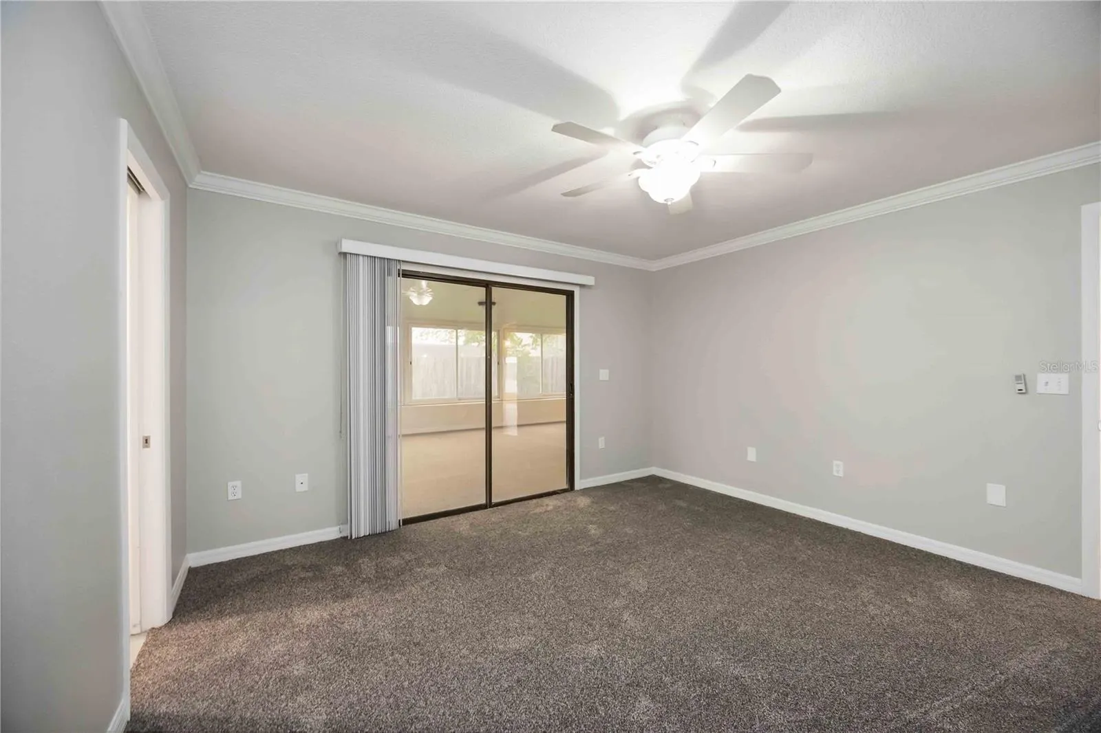 4148 LANCASTER DR